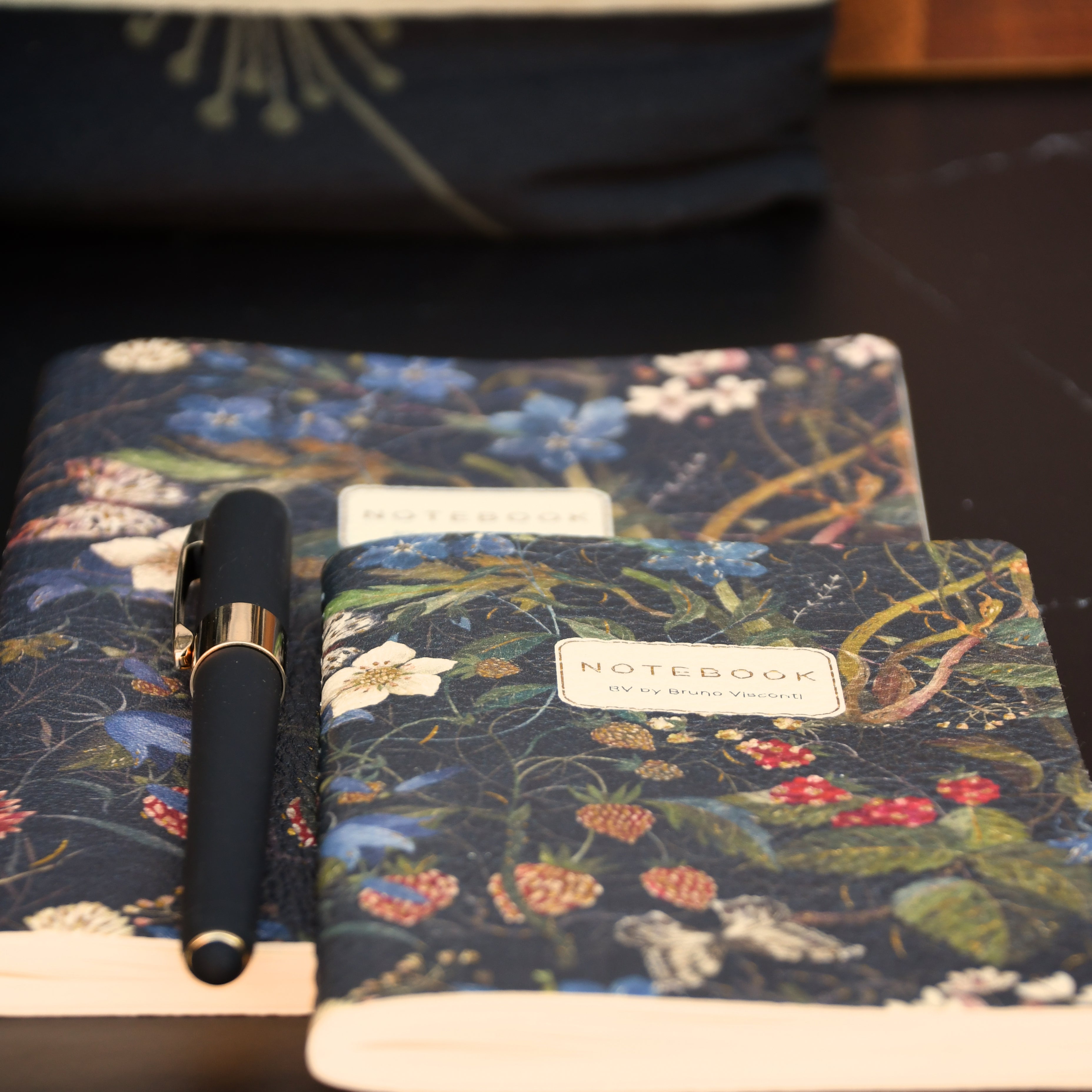 Black floral notepads A5 and A6 set. Acid free paper.