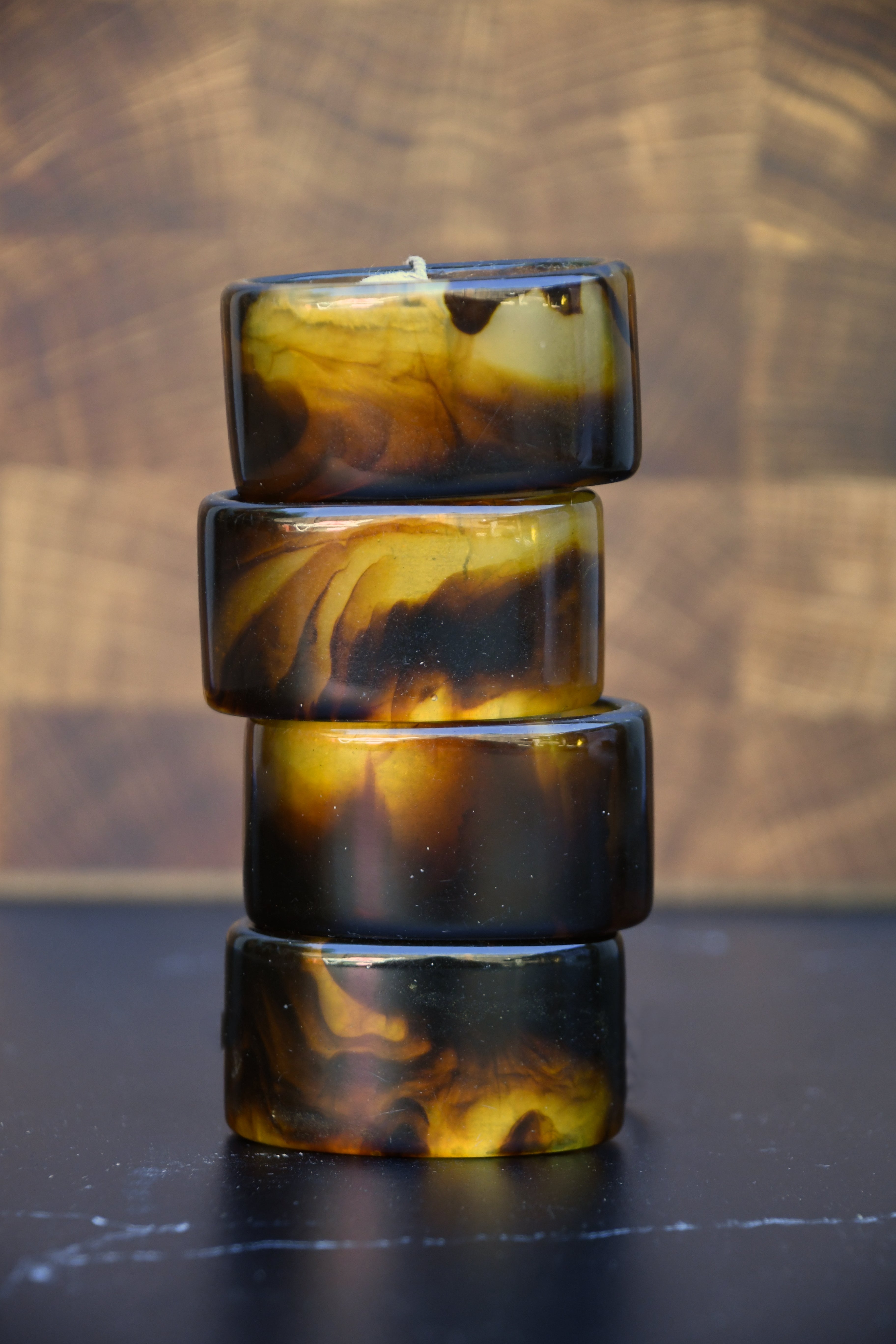 Tortoise shell napkin rings set of 4. resin.