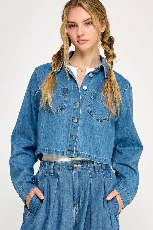 Long sleeve denim button up the front top. Pockets. Cropped.